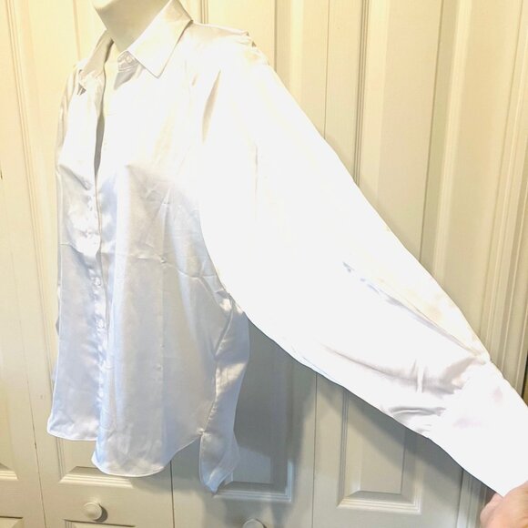 Ellen Tracy Women's X Small White Flowy Sleeves-Collar-Shine-Button Up Long Sl. - Picture 9 of 16